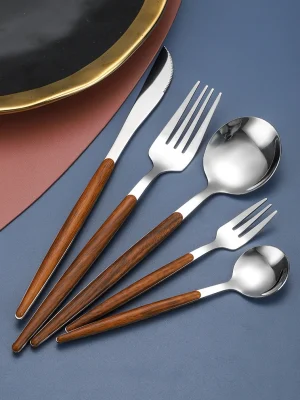 Scenarios of the Salad Fork-8.webp Scenarios of the Salad Fork-8