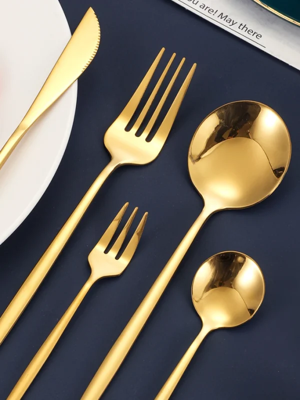 Key Considerations When Wholesaling Dinnerware Sets-8.webp Key Considerations When Wholesaling Dinnerware Sets-8